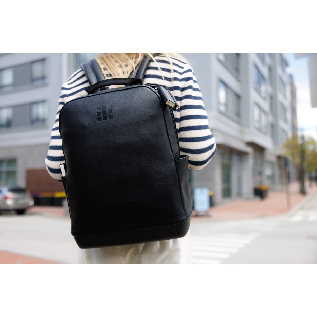 Moleskine - Classic Backpack & Mini Notebook Charm Set