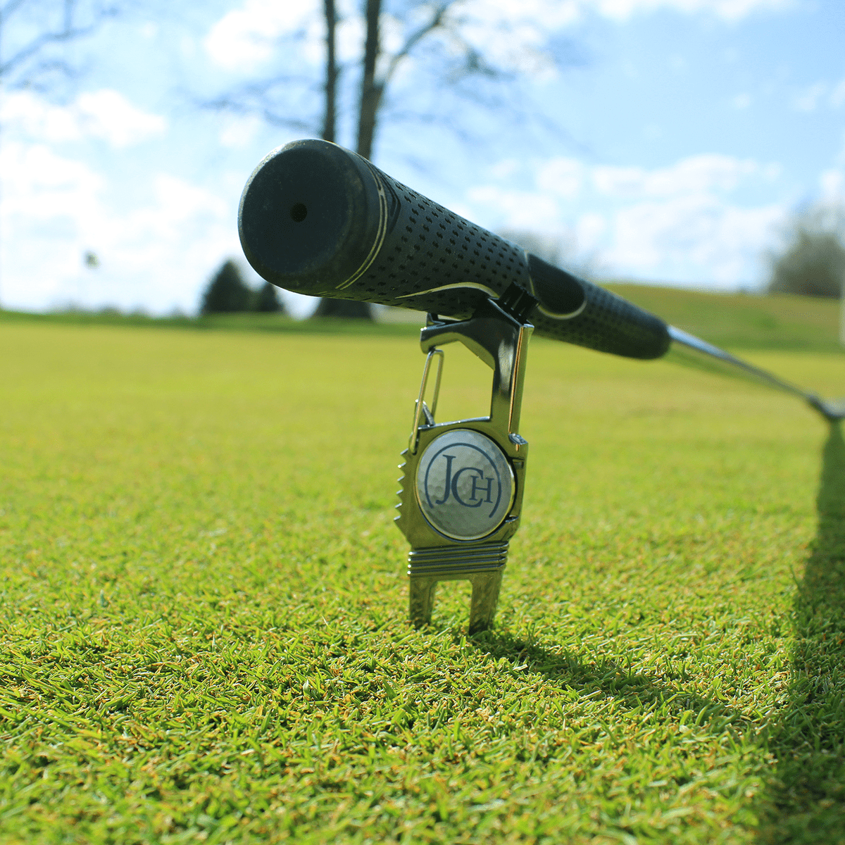 Threadfellows Curated Collection Accessories Golf-N-Brew 2-Prong Divot Tool